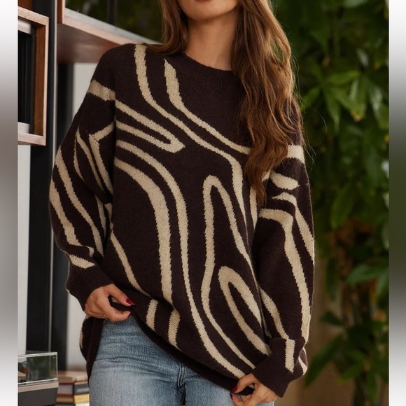 Montclair Brown Abstract Sweater - Picture 2 of 3